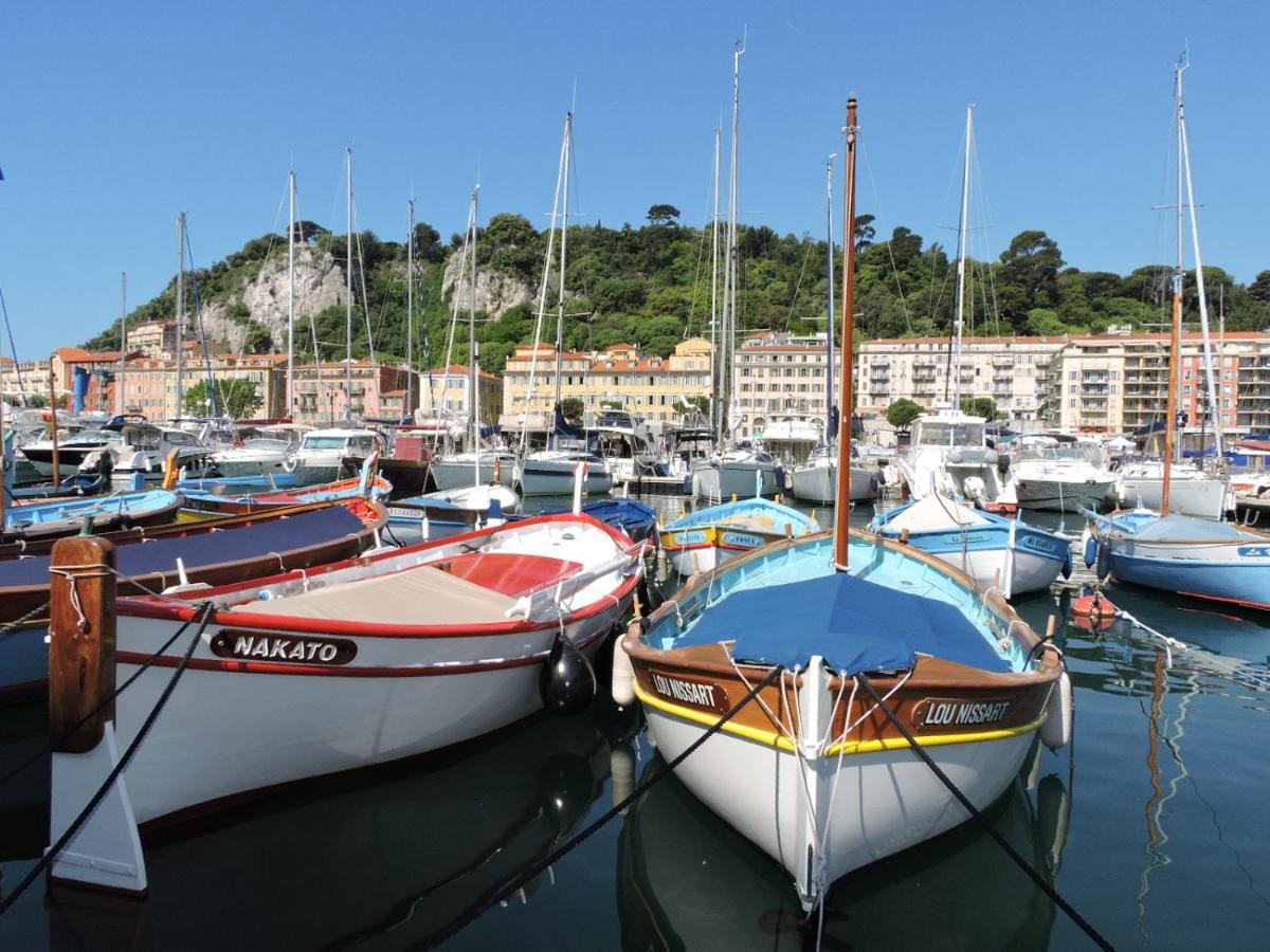 Port, Vue Mer Et Confort Nisa Exterior foto